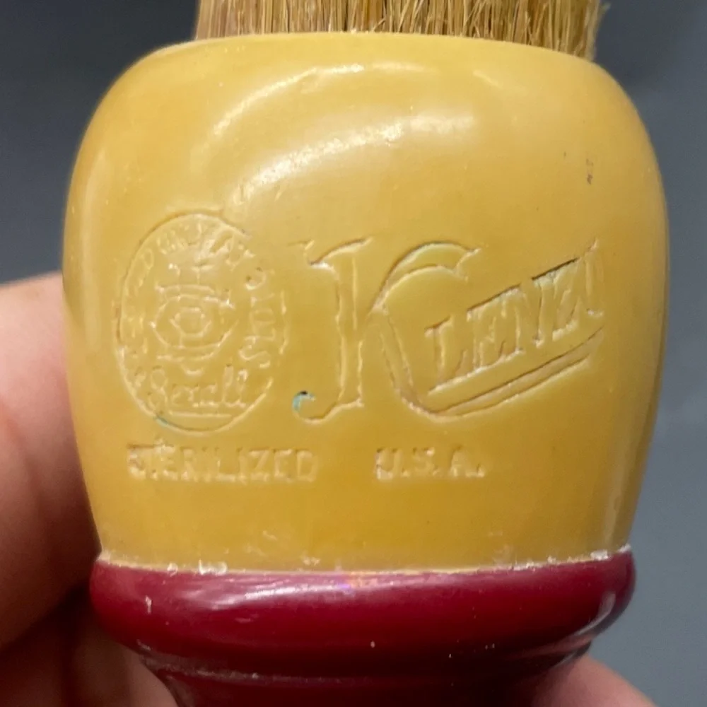 VINTAGE CELLULOID BARBER BRUSH with BADGER BRISTLES